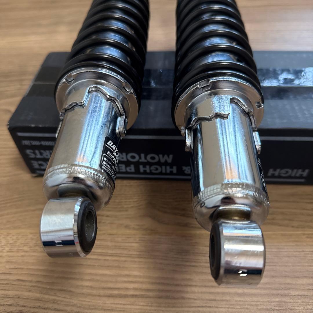 デイトナ　リアサスペンション　SR400