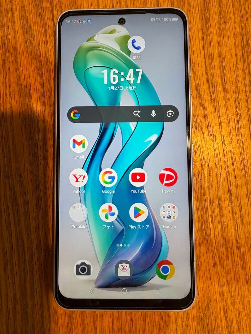 nubia スマートフォン 本体とガラス保護フィルム・ケース付き使用期間約4ヶ月