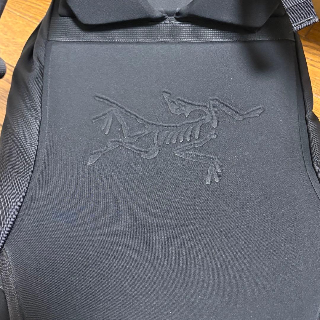 希少【廃盤モデル】ARC’TERYX アークテリクス アロー22 タグ付き