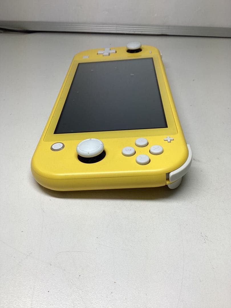 微*ブ様 Nintendo Switch Lite イエロー