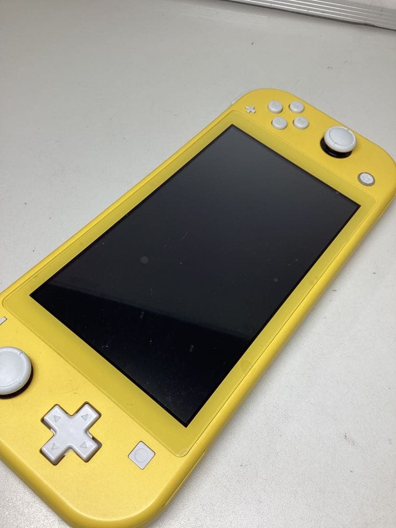 微*ブ様 Nintendo Switch Lite イエロー