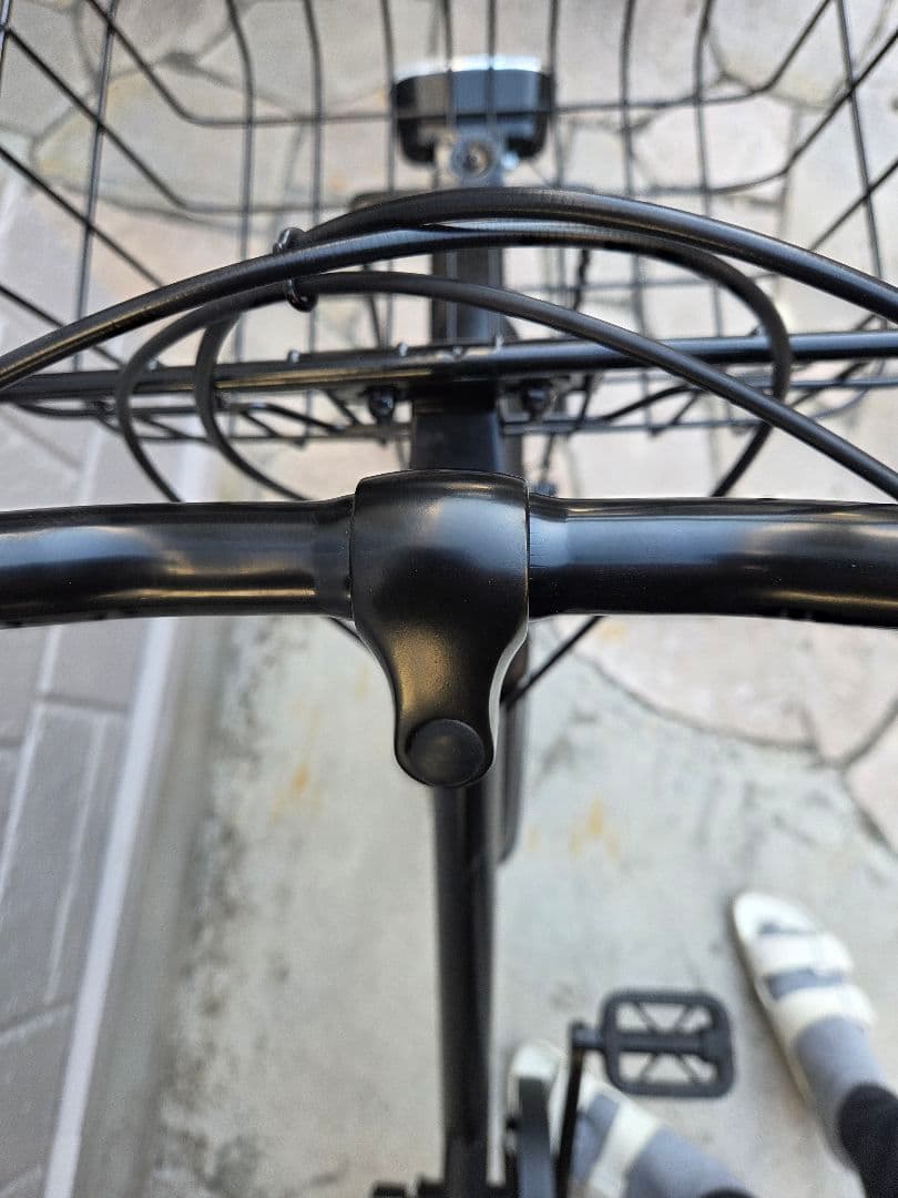 24インチ キッズ シティサイクル 野球チーム カゴ、オートライト、6段変速