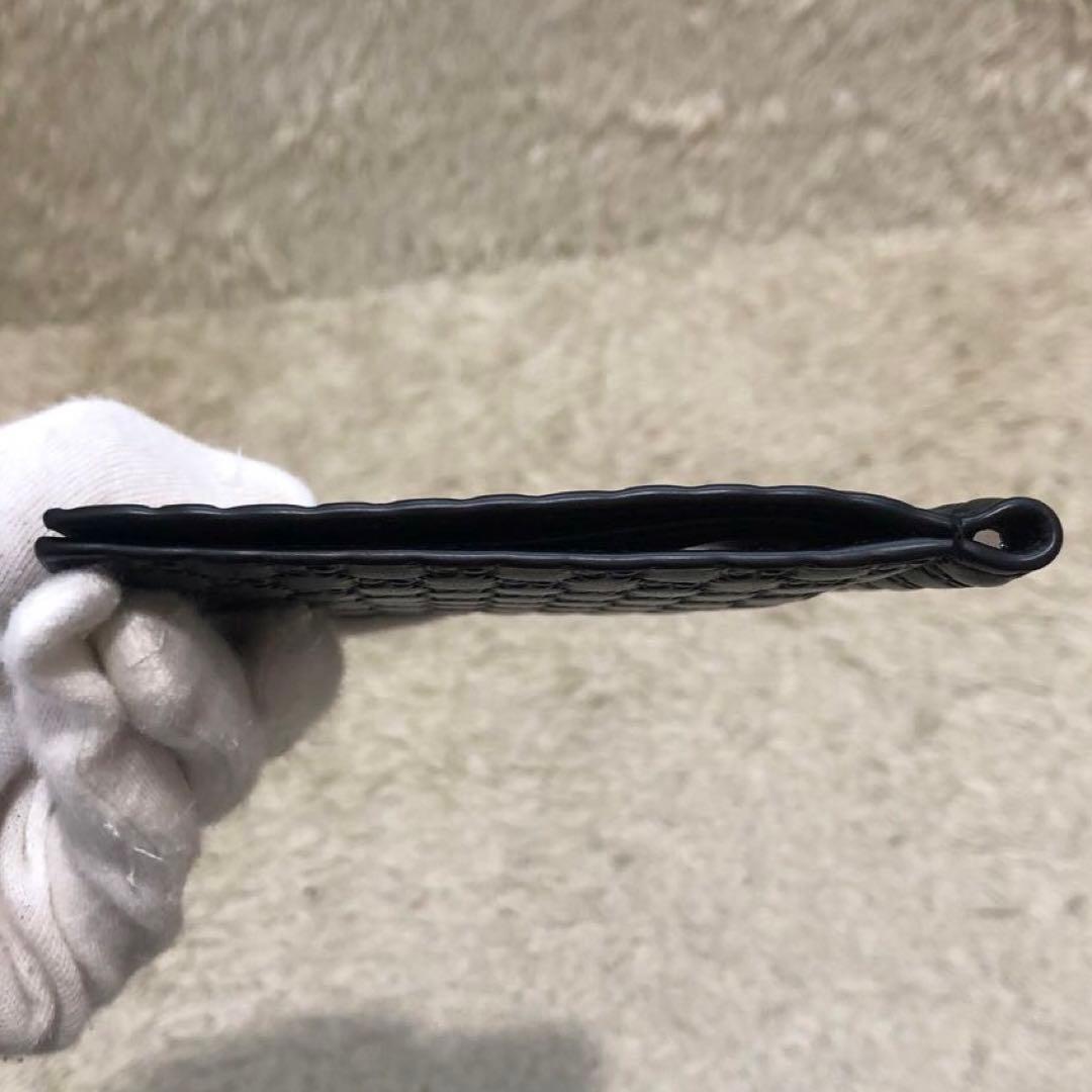 未使用級✨グッチ レザー　二つ折り財布 マイクロシマ ブラック　メンズ