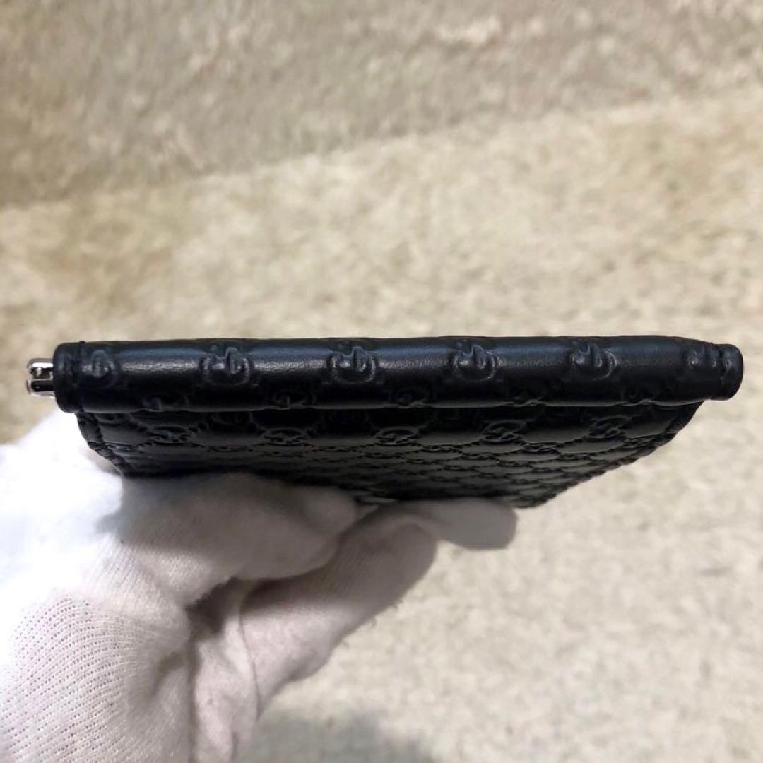 未使用級✨グッチ レザー　二つ折り財布 マイクロシマ ブラック　メンズ