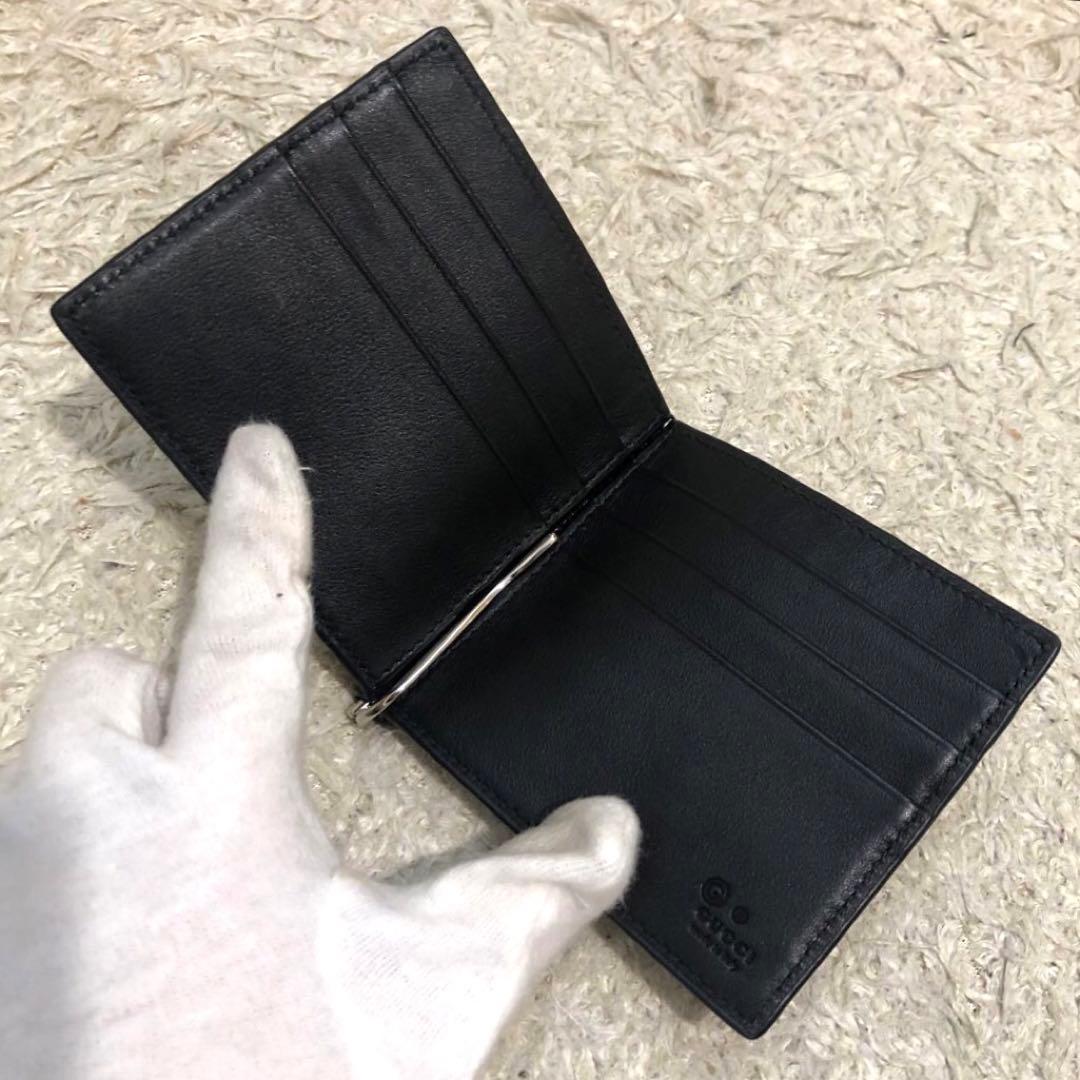 未使用級✨グッチ レザー　二つ折り財布 マイクロシマ ブラック　メンズ