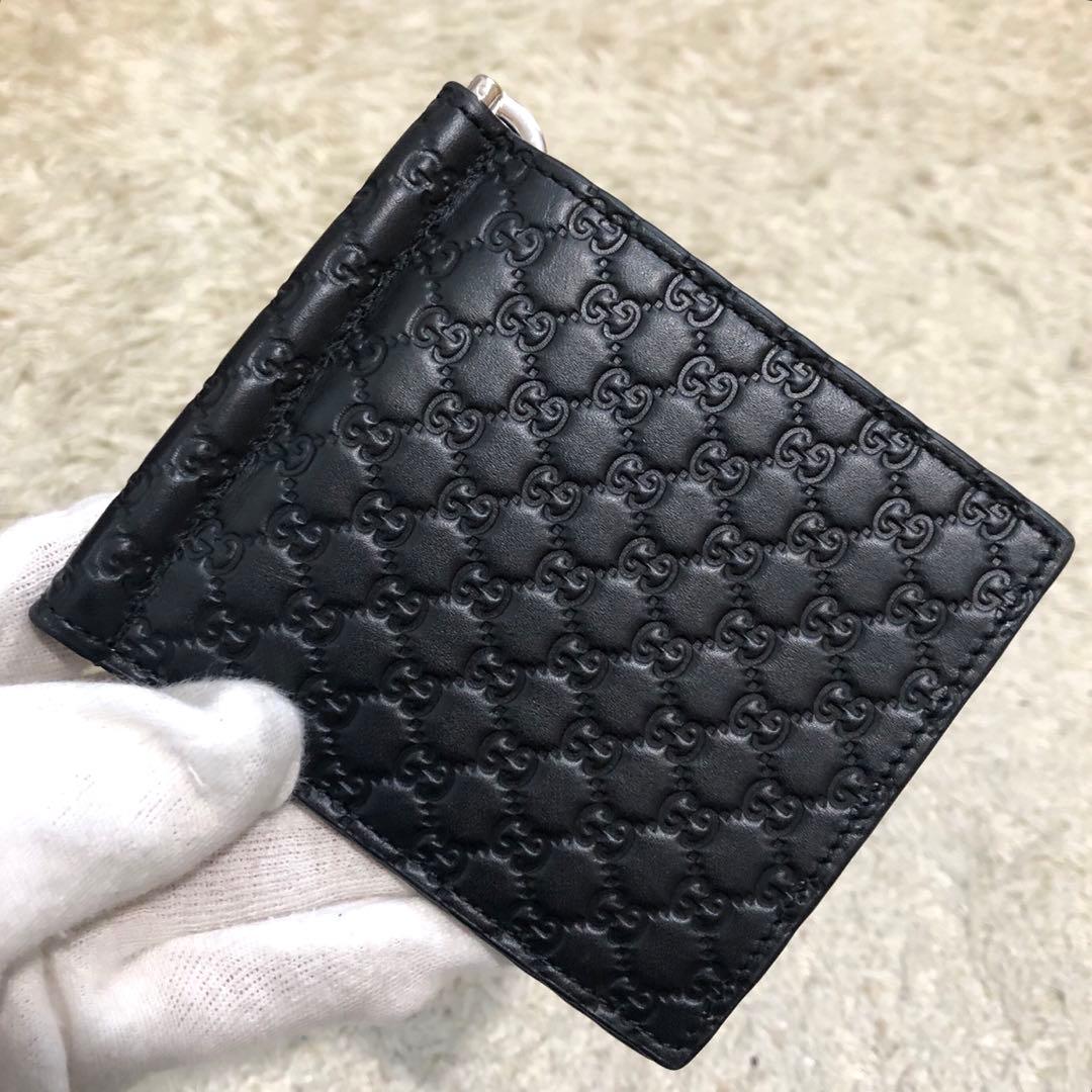 未使用級✨グッチ レザー　二つ折り財布 マイクロシマ ブラック　メンズ
