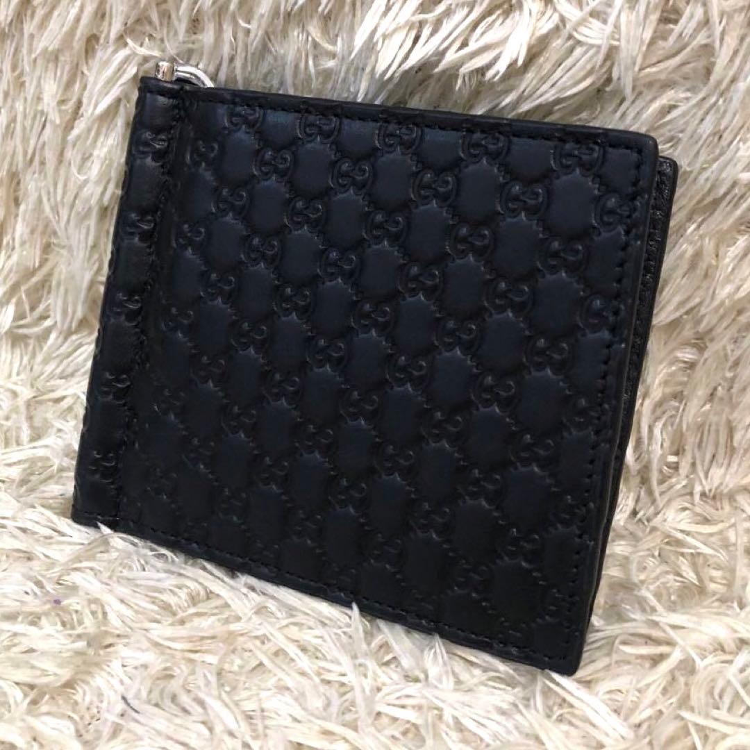 未使用級✨グッチ レザー　二つ折り財布 マイクロシマ ブラック　メンズ