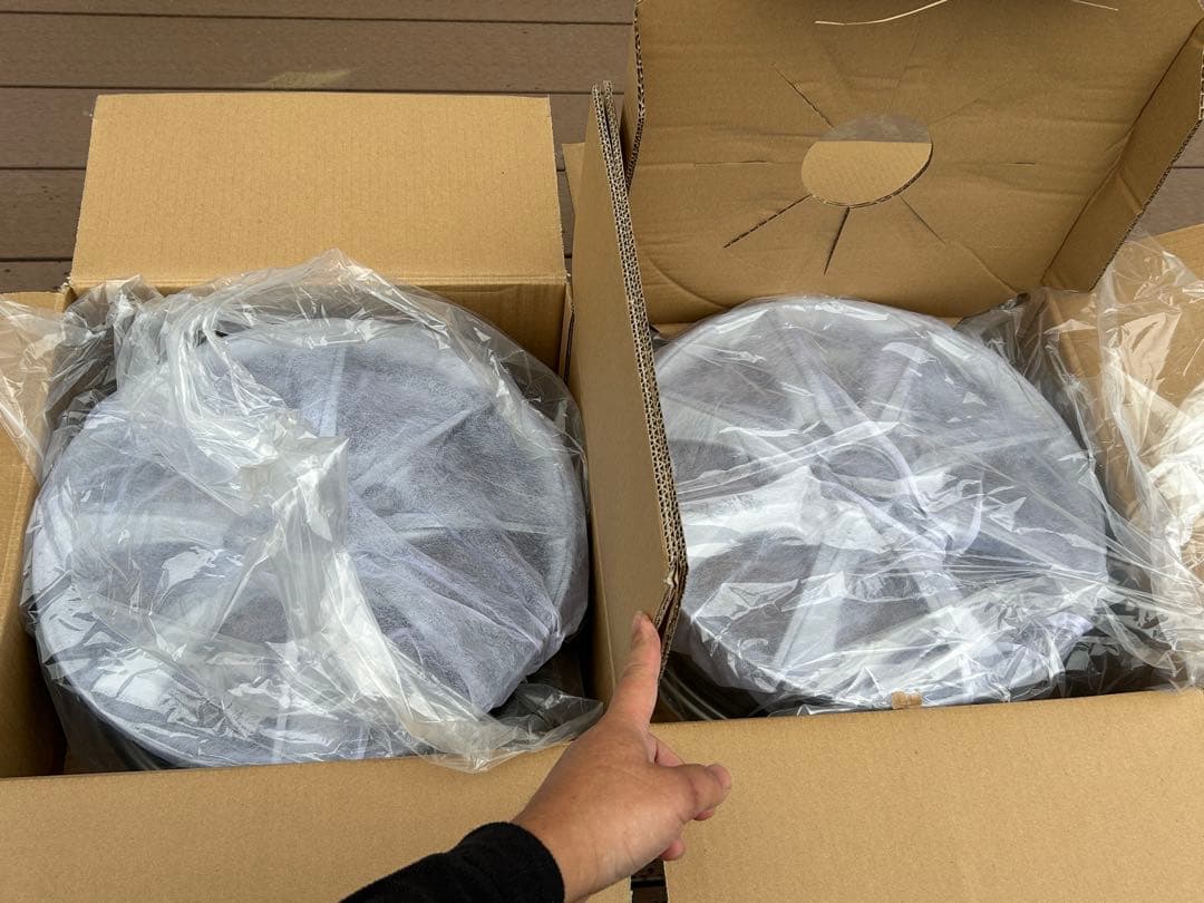 N-BOXに新品アルミホイール　レーベンBX 14㌅4.5J100-4H+45