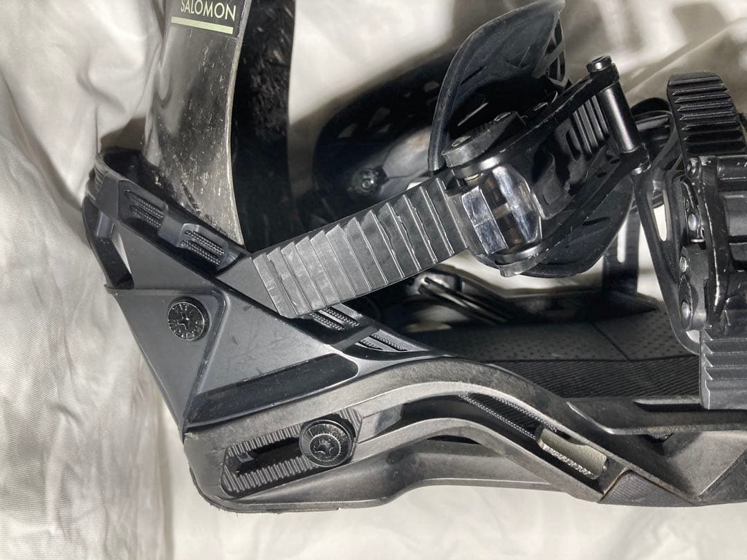 値下！カーボンハイバック高反応！SALOMON クォンタムバインディングMサイズ