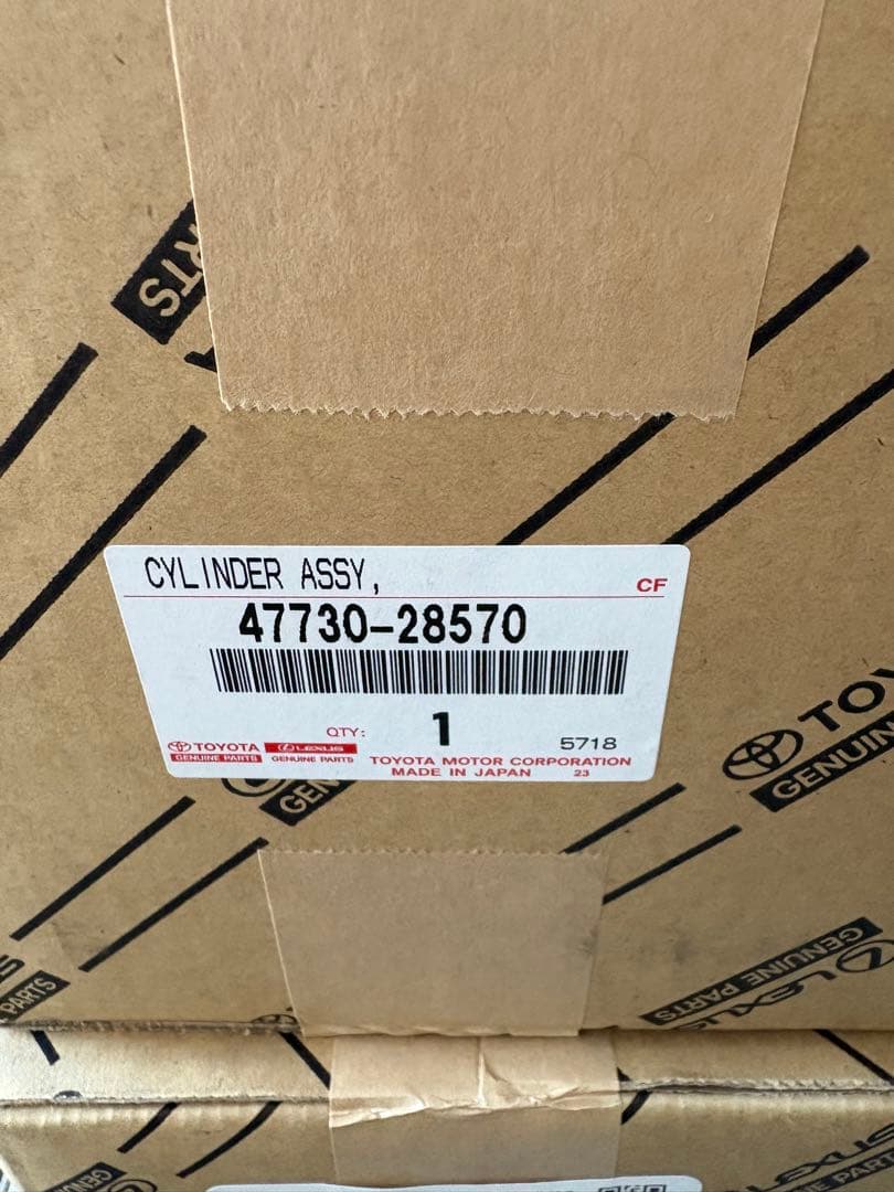 ３０アルファード 新品キャリパー前後左右