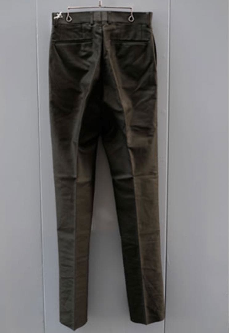 ニートNEAT NOMAD モールスキン 2タックパンツ テーパード オリーブ