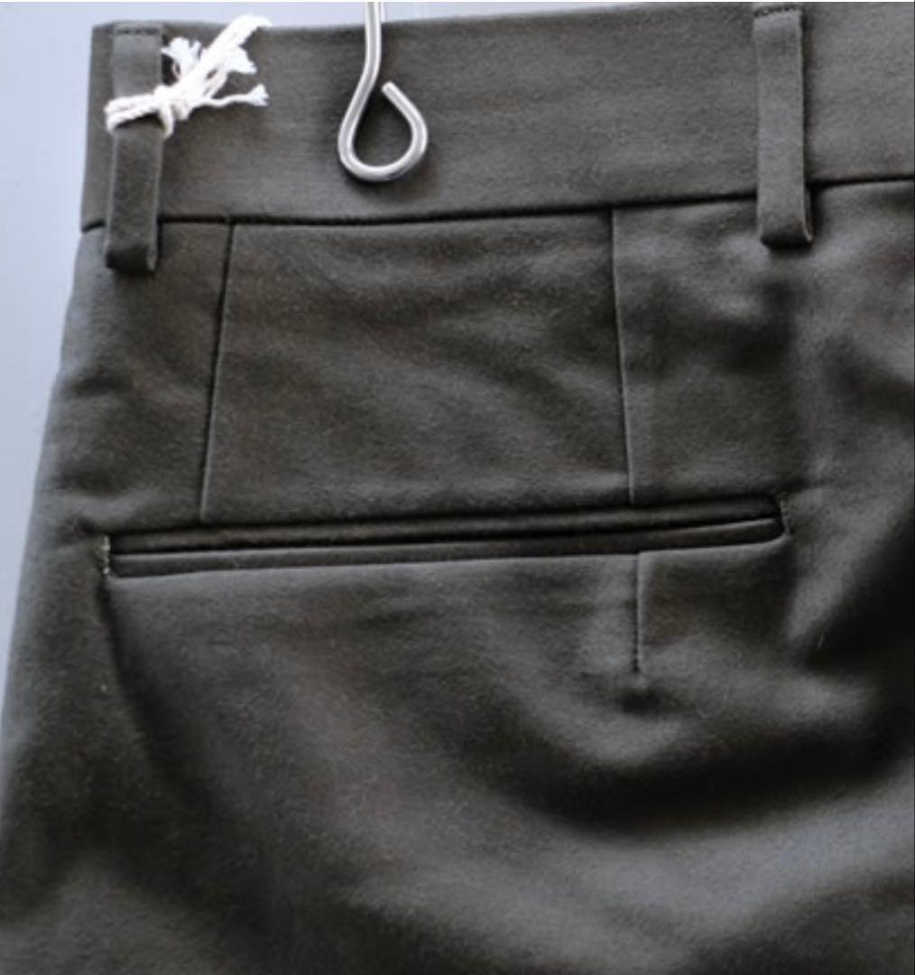 ニートNEAT NOMAD モールスキン 2タックパンツ テーパード オリーブ