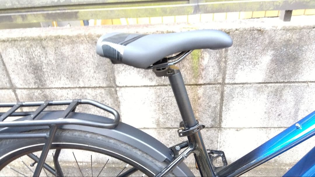 【走行わずか】電動アシスト自転車　Cyrusher ASUKA　クロスバイク