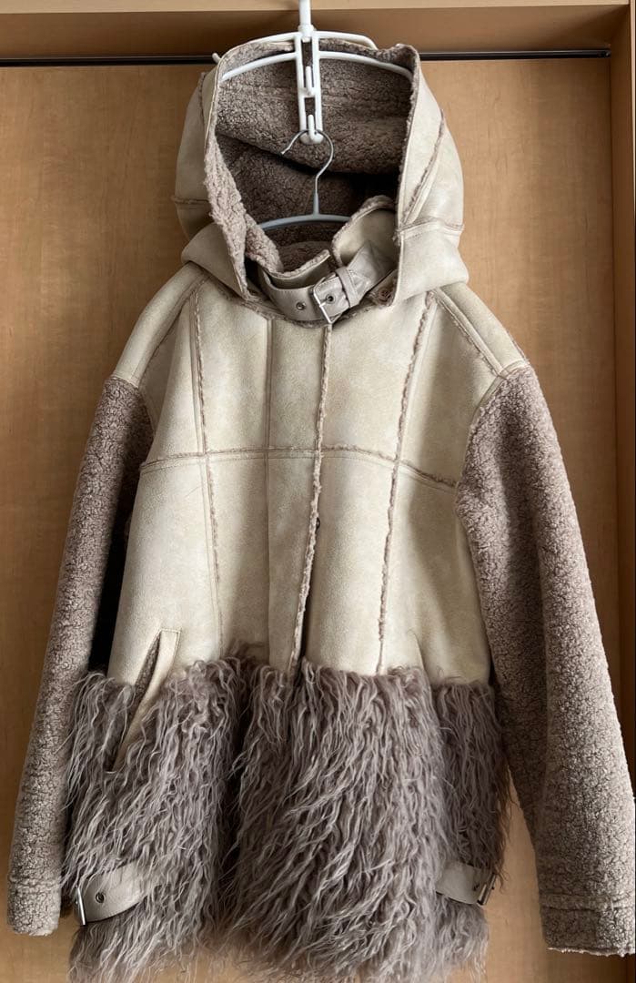 alexiastam コート　フリーサイズ　1度短時間着用　クリーニング済み