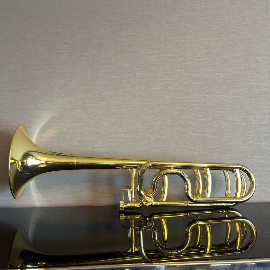 ZO　ゼット・オー プラスチック製テナーバストロンボーン（太管）　ゴールド