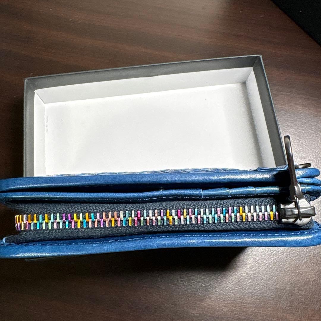 SOLATINA 革財布 箱付き 未使用 二つ折り財布 ブルー ソラチナ