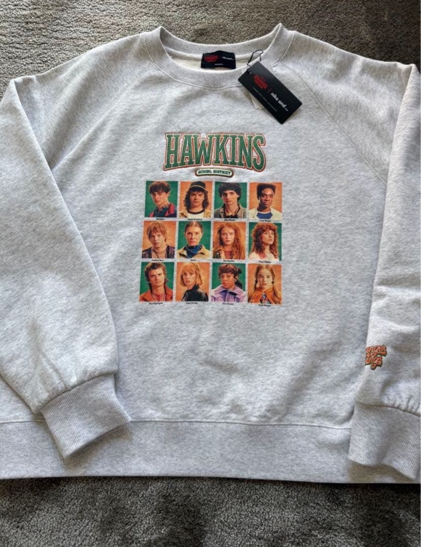 Stranger Things スウェット Ｍサイズ niko and...