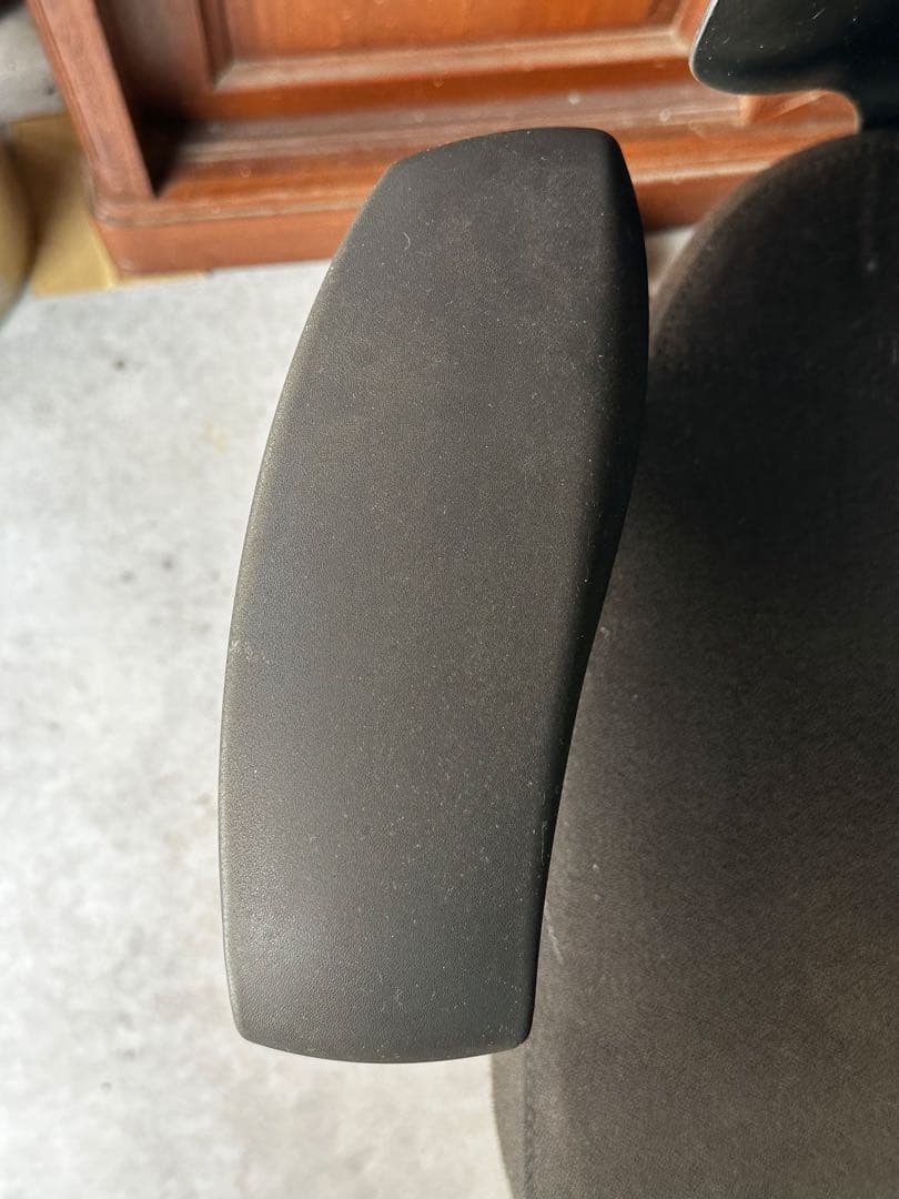 キールハワー チェアジュニア USED