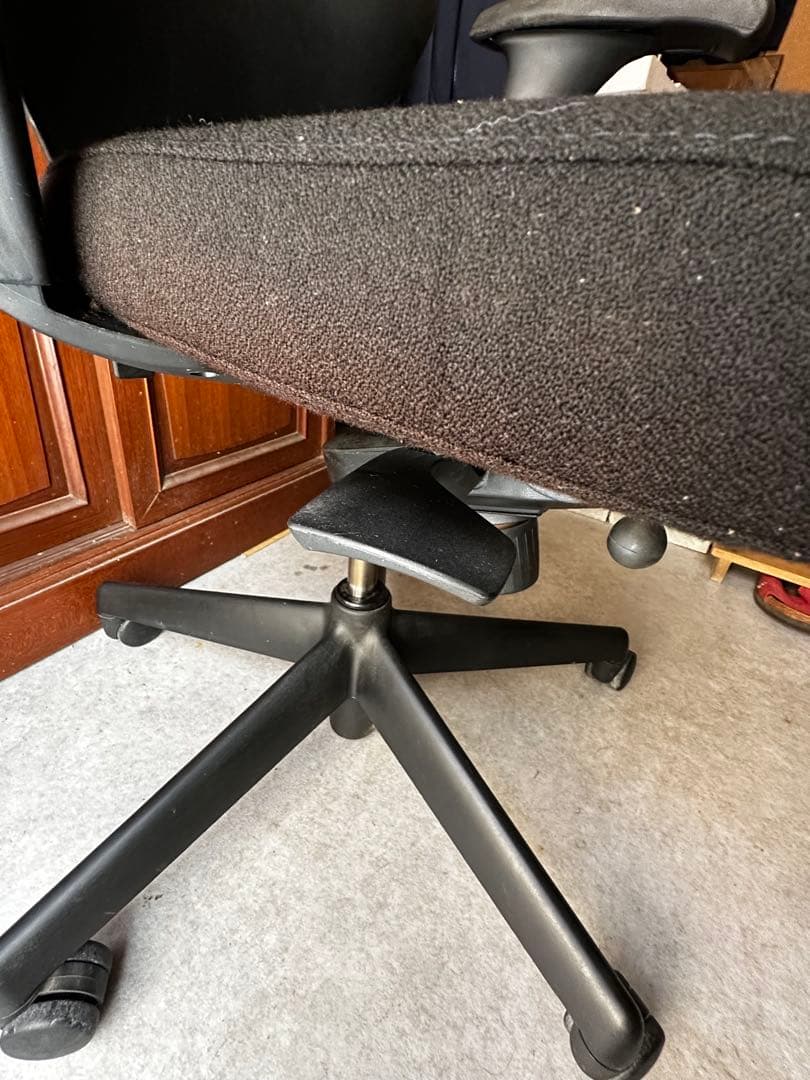 キールハワー チェアジュニア USED