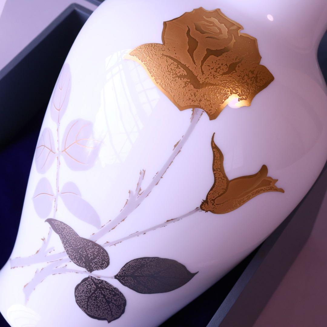 皇室御用達 大倉陶園 金蝕バラ 花瓶 箱付 OKURA 金彩 花器 花生 薔薇