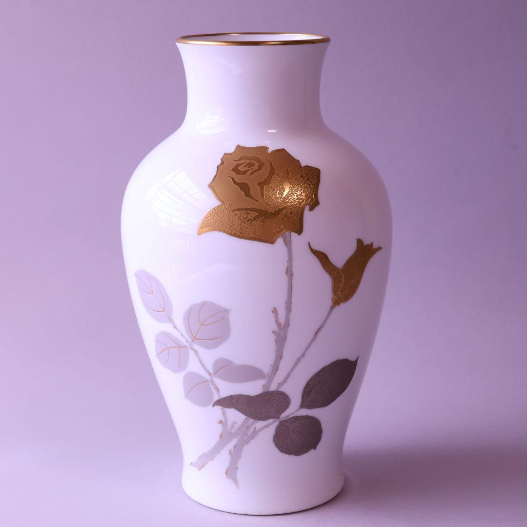 皇室御用達 大倉陶園 金蝕バラ 花瓶 箱付 OKURA 金彩 花器 花生 薔薇