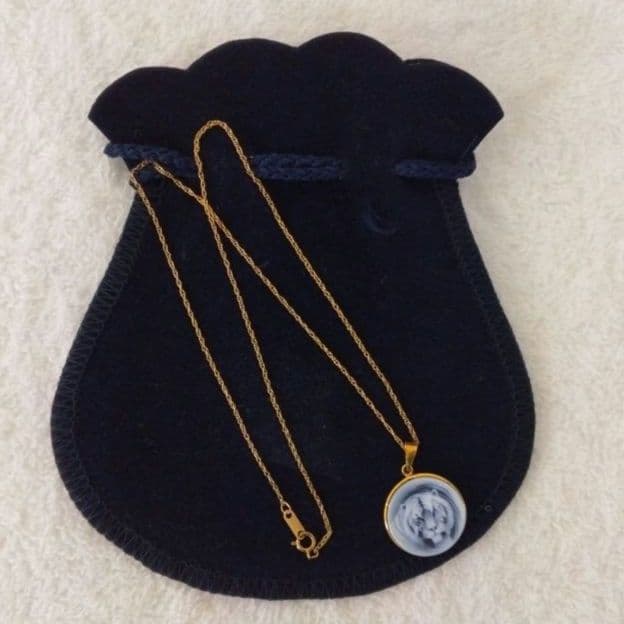 CAMEO ／カメオ虎ペンダントトップK18刻印／ イタリア製／未使用／タイガー