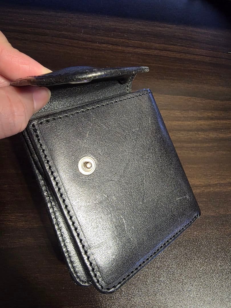 エンダースキーマ　二つ折り財布