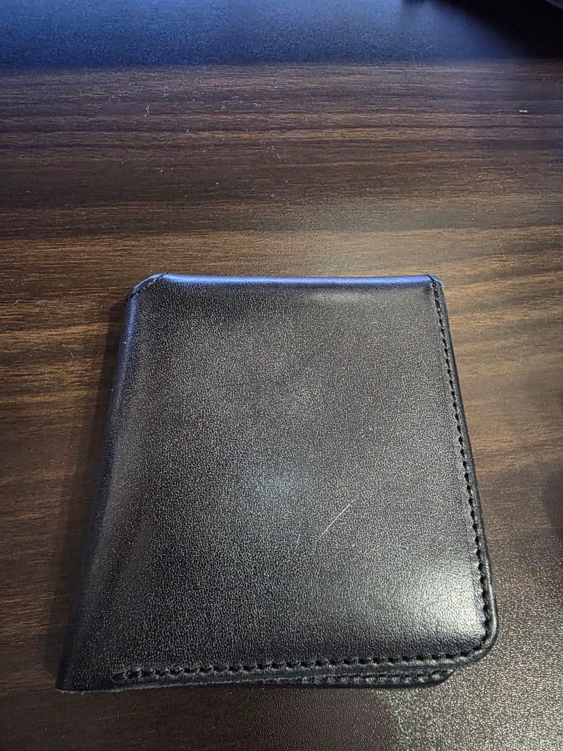 エンダースキーマ　二つ折り財布