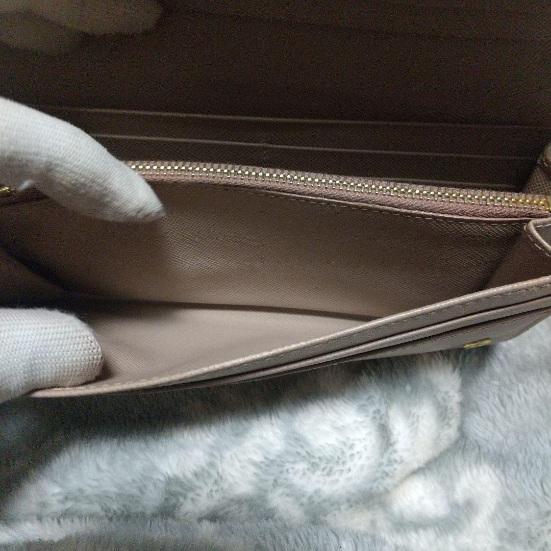 PRADA サフィアーノ 長財布 ベージュ系
