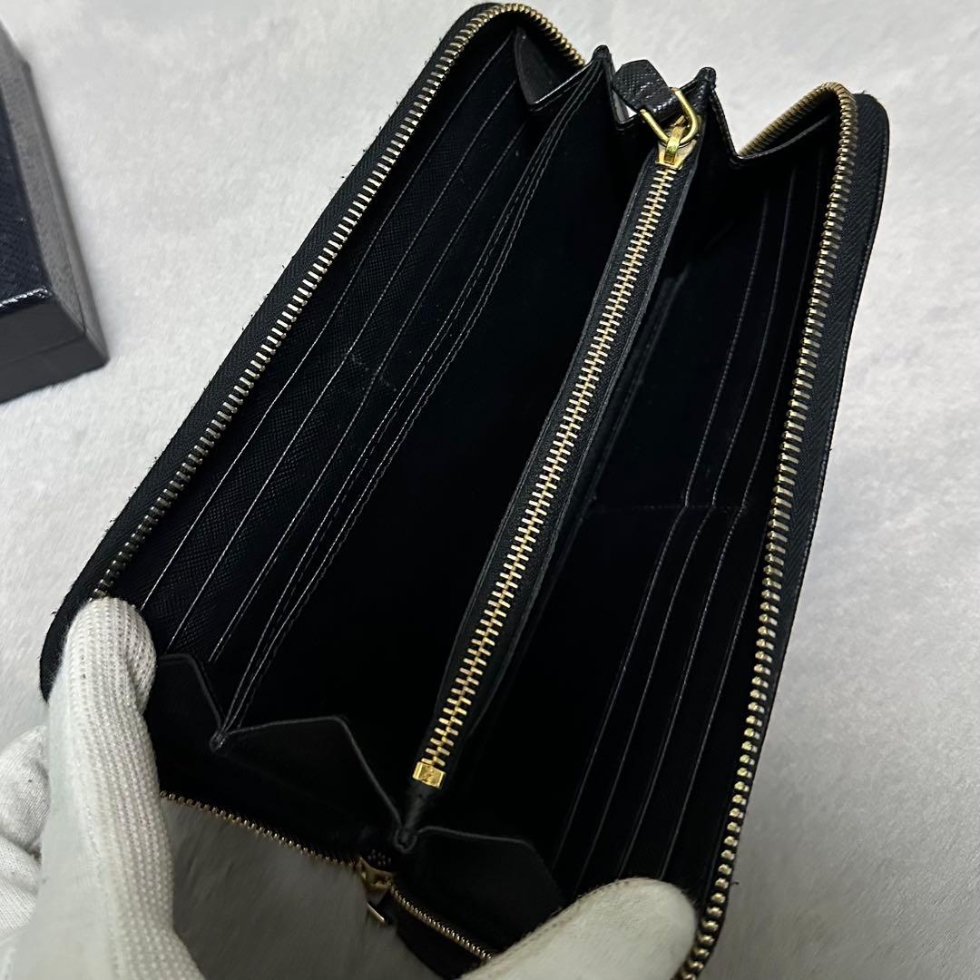 PRADA プラダ　長財布　ラウンドファスナー　ゴールドロゴ　サフィアーノレザー