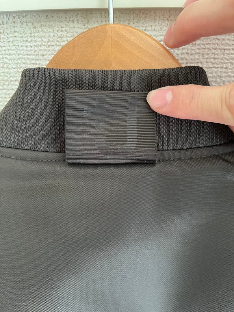 UNIQLO＋J コラボ　ハイブリッドダウンMA-1ブルゾン(ダークグリーン)