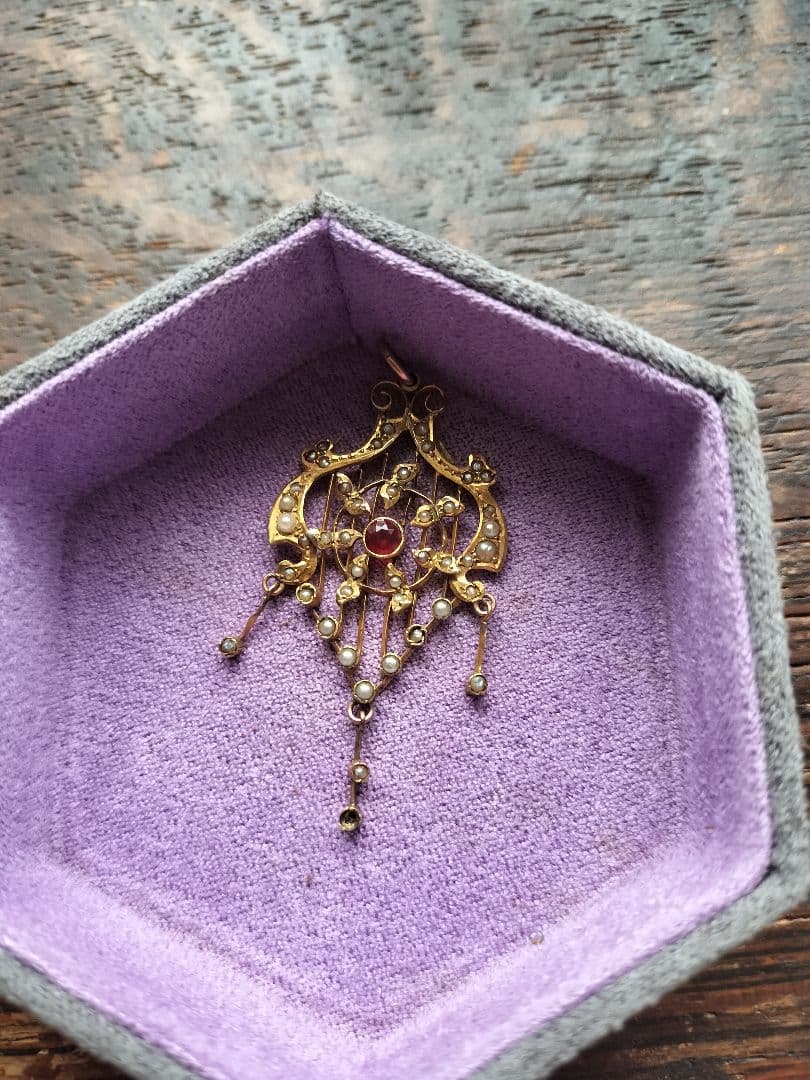 イギリスアンティークシードパールのペンダントヘッド