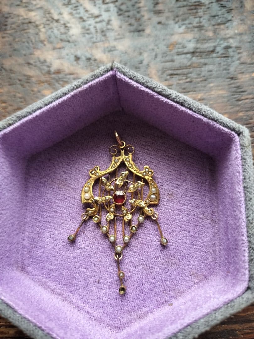 イギリスアンティークシードパールのペンダントヘッド