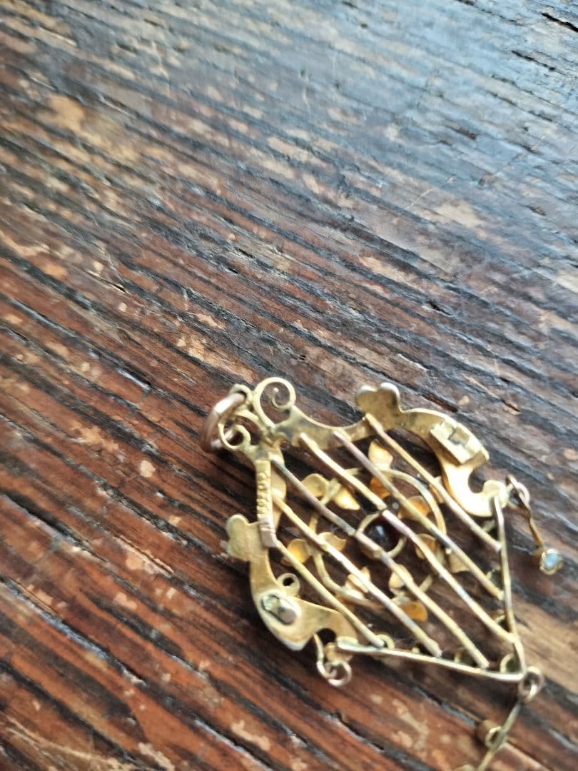 イギリスアンティークシードパールのペンダントヘッド