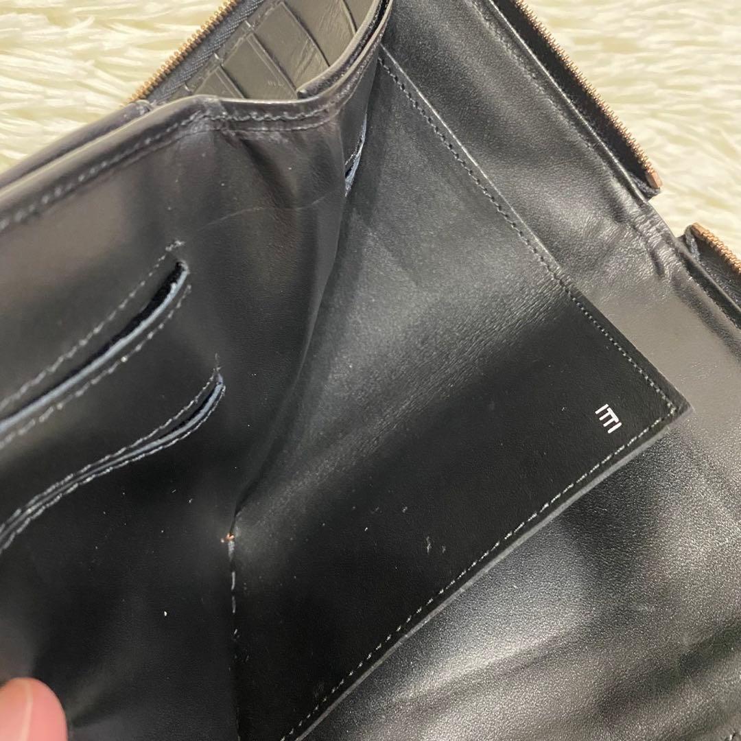 【美品✨】ITTI レザー 二つ折り財布 ラウンドファスナー 大容量 黒