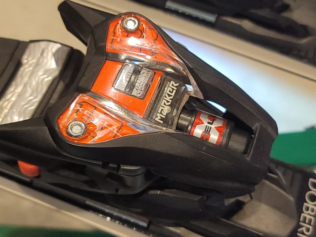 【使用5回のみ】NORDICA DOBERMANN SLR 160cm