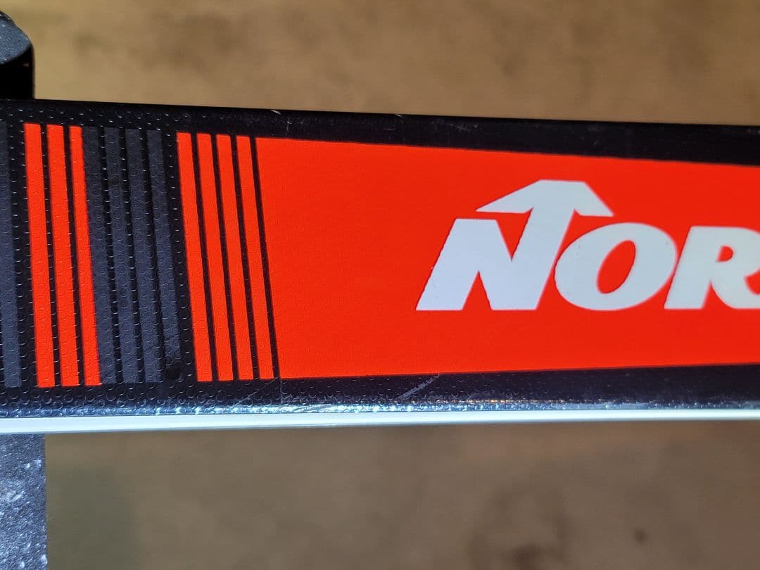 【使用5回のみ】NORDICA DOBERMANN SLR 160cm