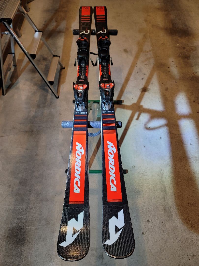 【使用5回のみ】NORDICA DOBERMANN SLR 160cm