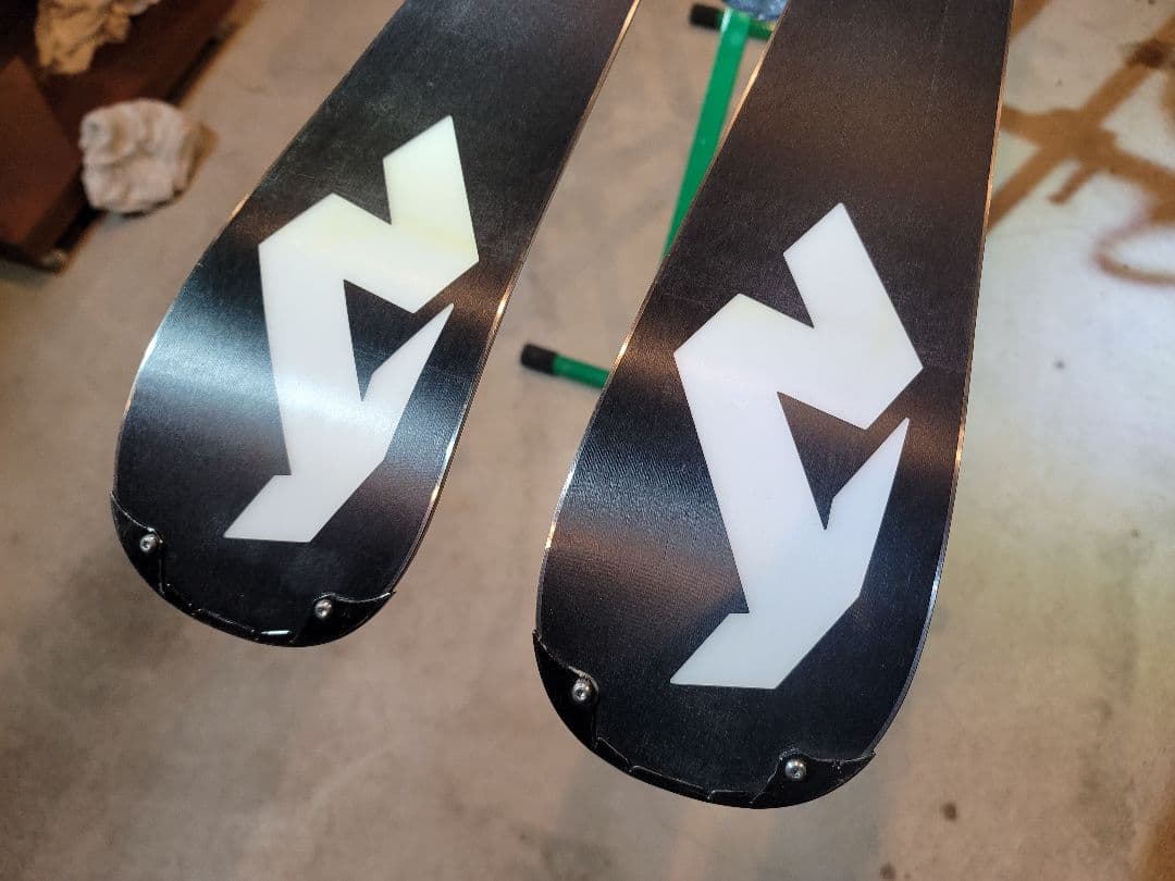 【使用5回のみ】NORDICA DOBERMANN SLR 160cm