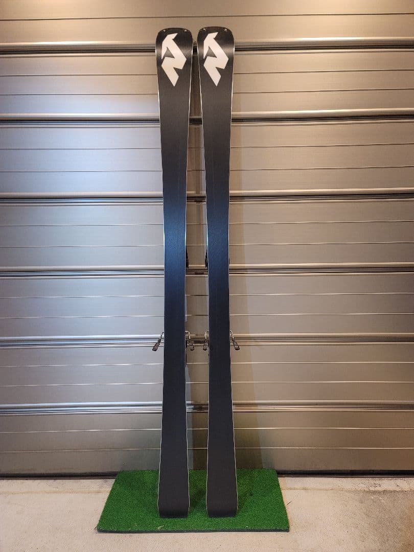 【使用5回のみ】NORDICA DOBERMANN SLR 160cm