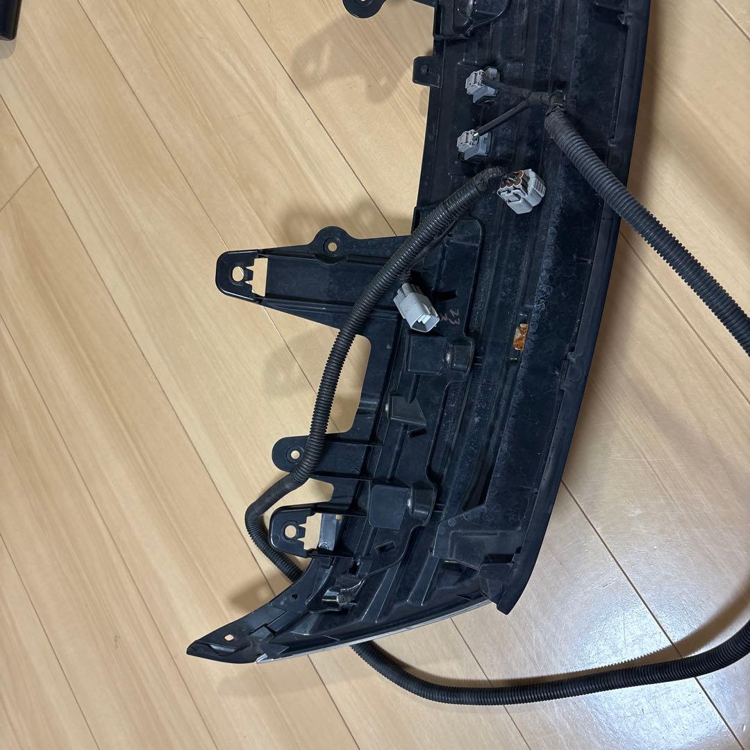 《値下げ》トヨタ　60ハリアー前期　フロントグリル モデリスタ