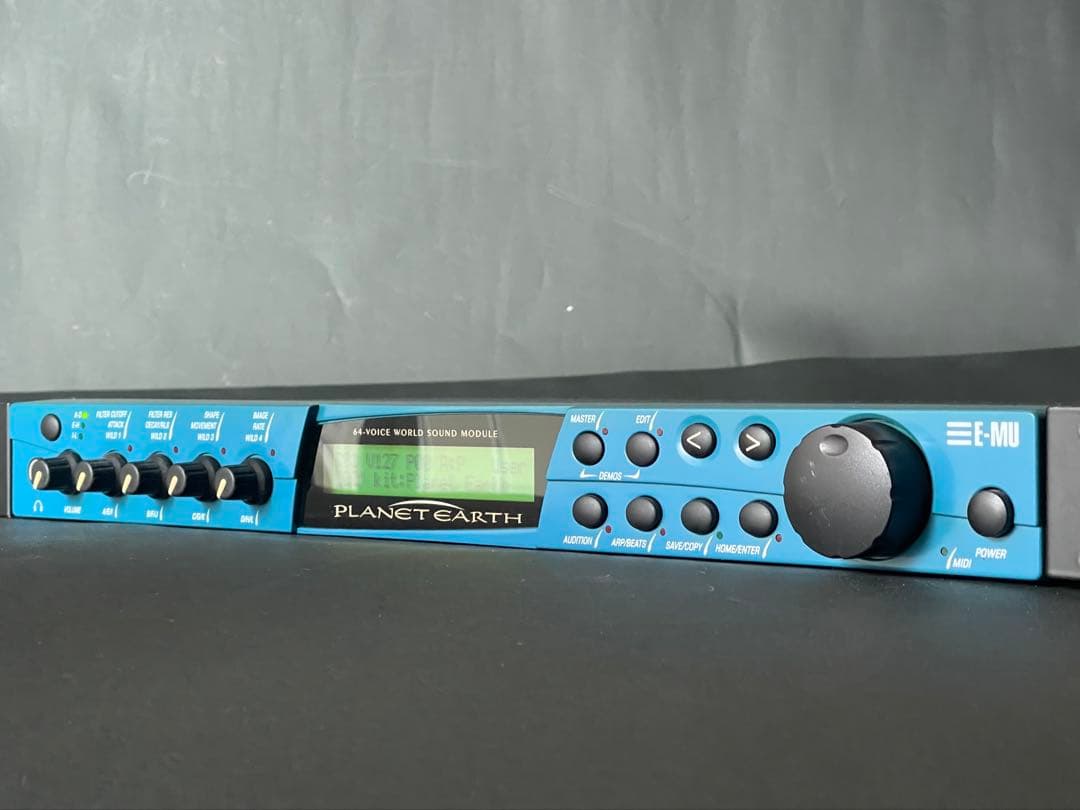 鍵盤楽器 E-MU Planet Earth 64-Voice Sound Module