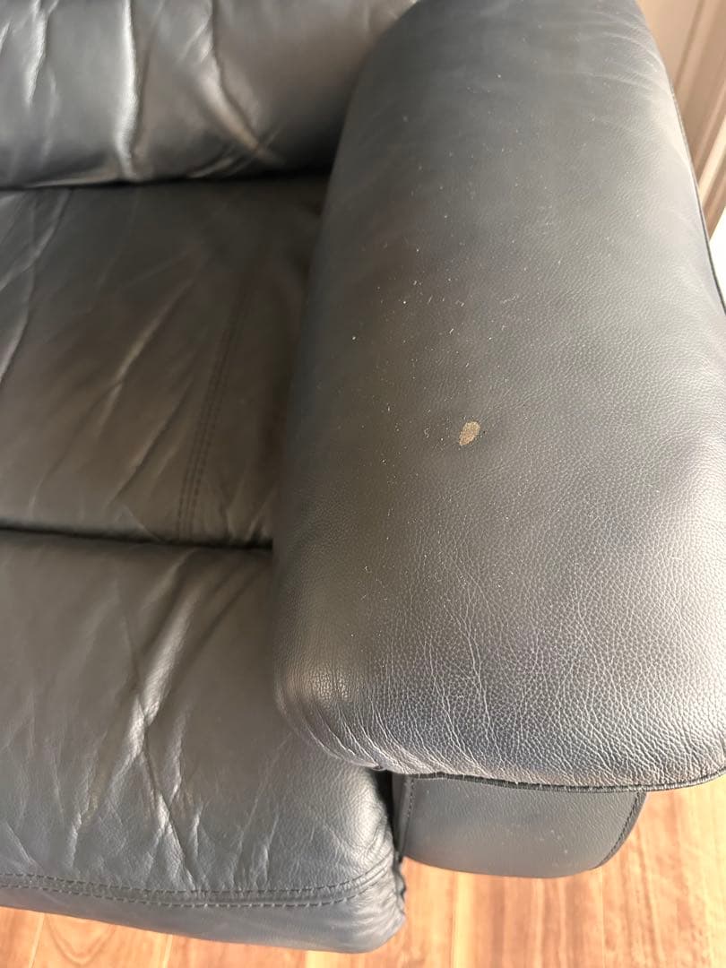 ニトリ電動リクライニングソファ 3人掛け本革 黒 送料込2/14まで指定日発送