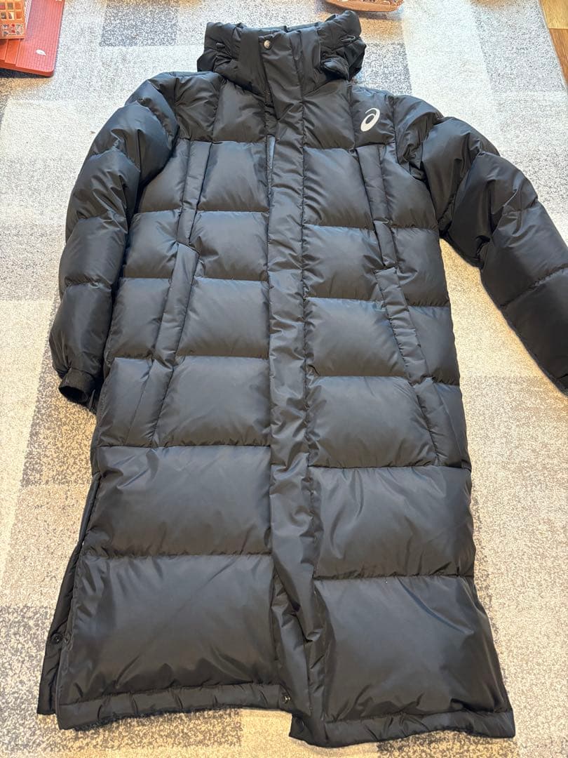 アシックス ベンチコート Mサイズ ブラック　ダウン80%