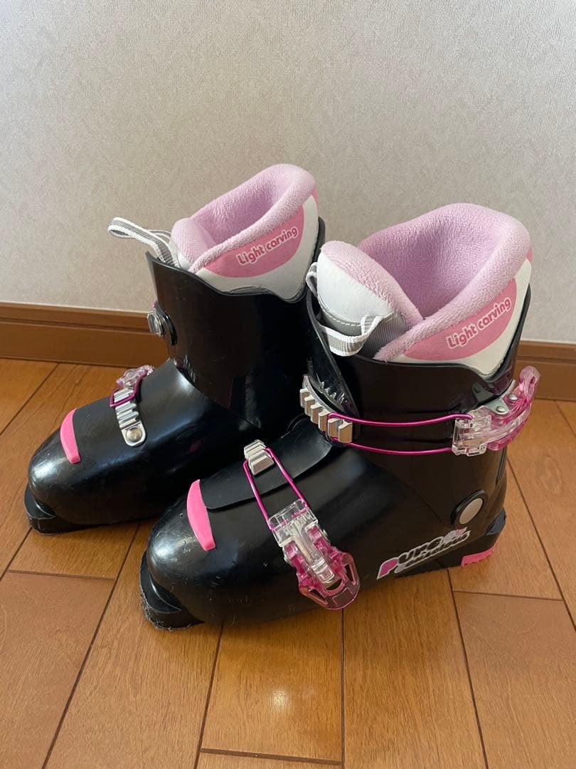 スキー4点セット　板140cm ブーツ22cm ストック90cm