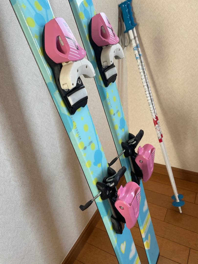 スキー4点セット　板140cm ブーツ22cm ストック90cm