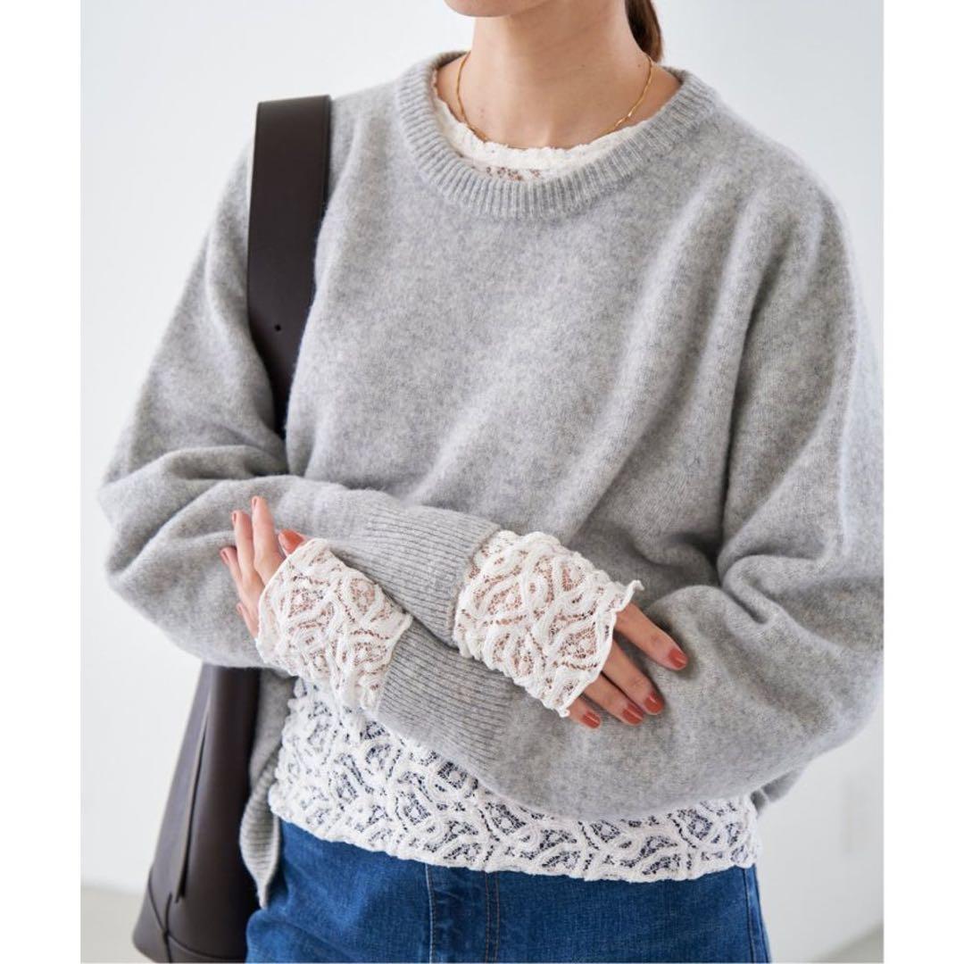 【新品未使用】IENAペイズリー ストレッチレースプルオーバー （ナチュラル）