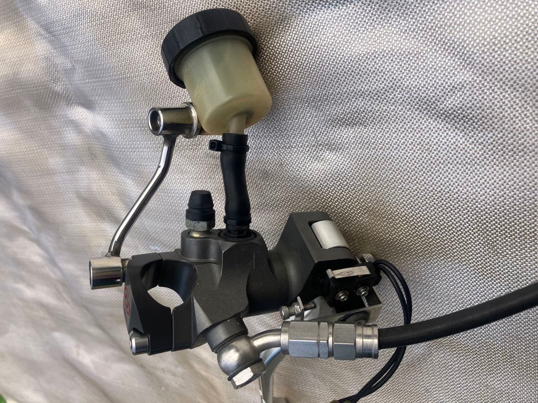 Backyard ブレンボ　クラッチマスターVTR1000F