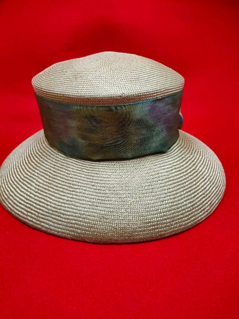 maxim　ベージュ　麦わら 天然草 ストローハットリボン付　 箱あり
