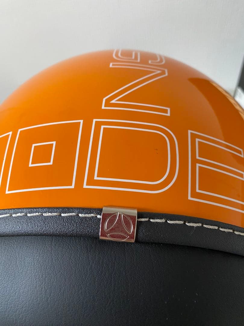 【美品】MOMO DESIGN FIGTER モモ デザインファイター　サイズL